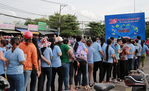 coopmart-to-chuc-chuong-trinh-chuyen-xe-hang-viet-2