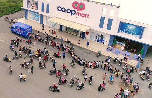 coopmart-to-chuc-chuong-trinh-chuyen-xe-hang-viet-1