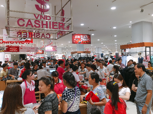 TRÀO LƯU SĂN HÀNG LẠ VÀO BLACK FRIDAY 2018 - 3