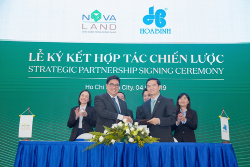Ký kết với Tập đoàn Hòa Bình là Nhà thầu xây dựng cho dự án NovaBeach Cam Ranh Resort & Villas (Cam Ranh, Khánh Hòa)