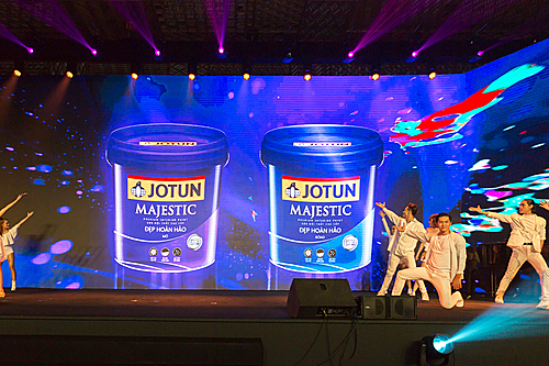 Hai phiên bản sơn của dòng sơn cao cấp Majestic Đẹp Hoàn Hảo.