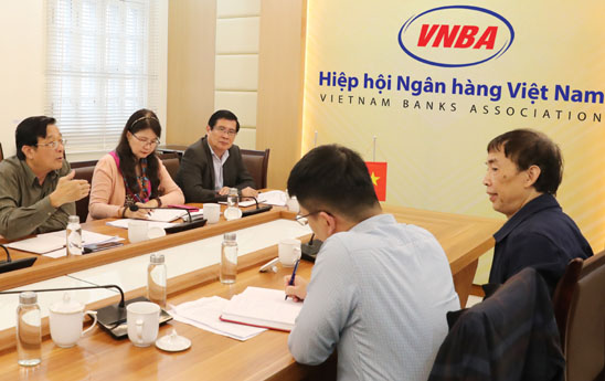 Đề xuất nới room ngoại cho ngân hàng