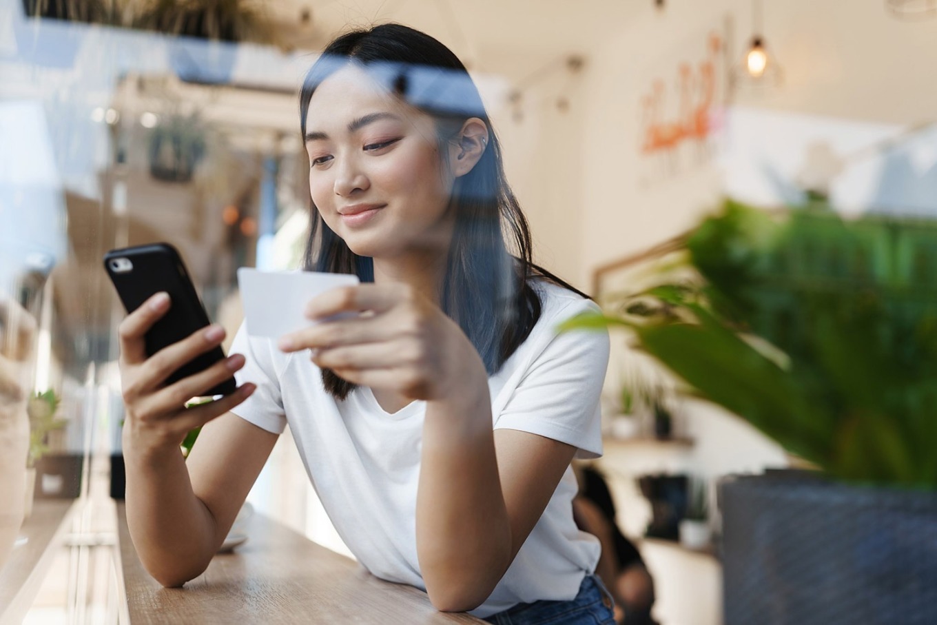 Người dùng tại Đông Nam Á tập trung mua sắm trực tuyến thay cho hình thức truyền thống trong đại dịch. Ảnh: Freepik